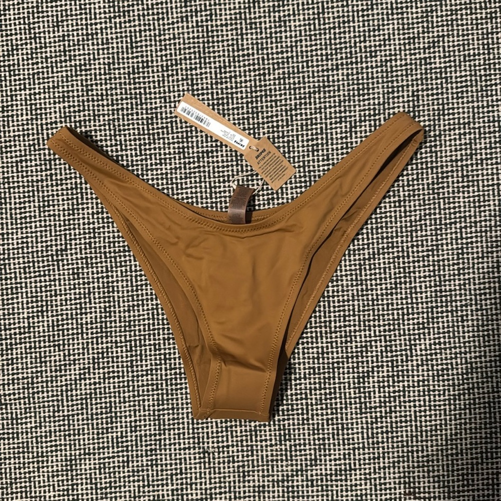SIGNATURE SWIM CHEEKY TANGA BOTTOM | ALMOND